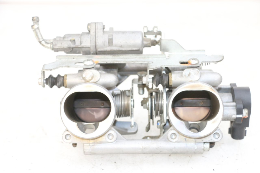 photo de INJEÇÃO YAMAHA TDM ABS 900 (2002 - 2014) - Detalhe da peça