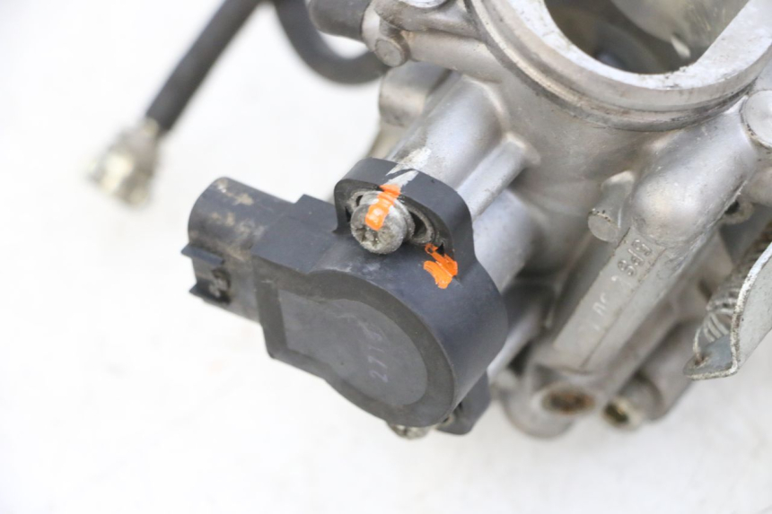 photo de INJEÇÃO YAMAHA TDM ABS 900 (2002 - 2014) - Detalhes característicos