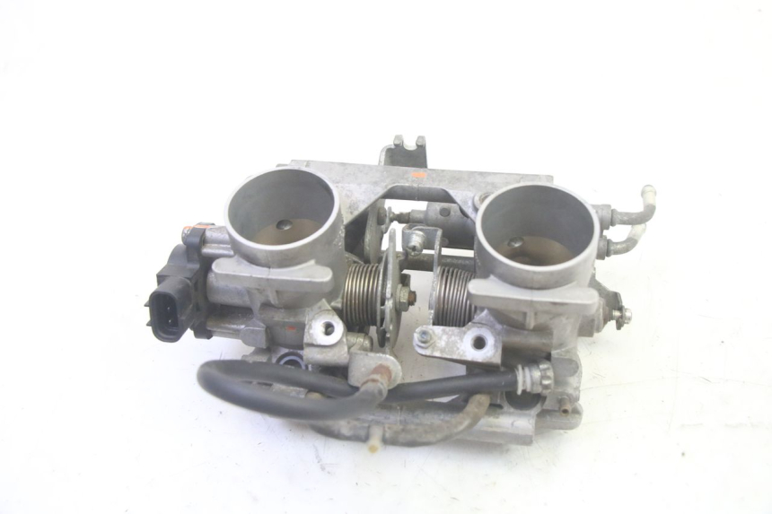 photo de INJEÇÃO YAMAHA TDM ABS 900 (2002 - 2014) - Detalhe da peça