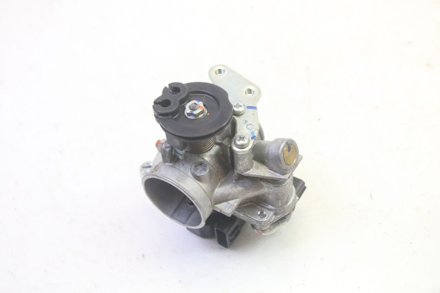 photo de INJEÇÃO YAMAHA TRICITY 300 (2020 - 2024) - Pontos de fixação