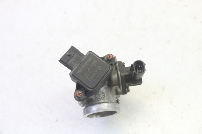 photo de INJEÇÃO DAELIM VJ ROADWIN FI 125 (2008 - 2017) - Pontos de fixação