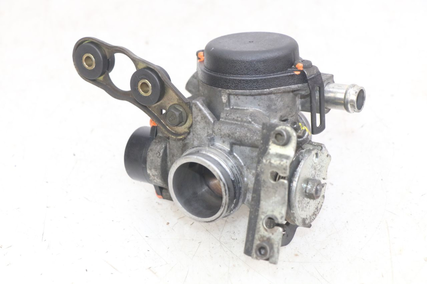 photo de INJEÇÃO YAMAHA X-MAX XMAX 250 (2006 - 2009) - Detalhes característicos