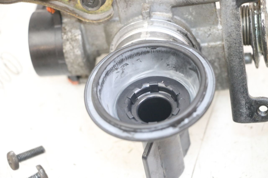 photo de INJEÇÃO YAMAHA X-MAX XMAX 250 (2006 - 2009) - Ampliação dos componentes