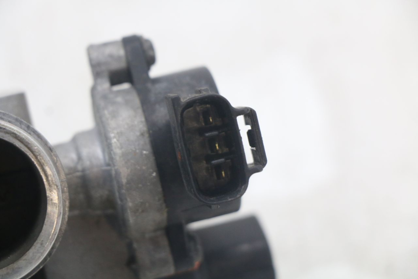 photo de INJEÇÃO YAMAHA XMAX X-MAX 125 (2006 - 2009) - Pontos de fixação