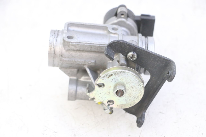 photo de INJEÇÃO YAMAHA X-MAX XMAX 125 (2010 - 2013) - Outro ângulo de visão