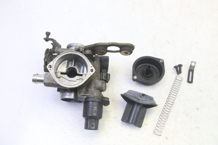 photo de INJEÇÃO YAMAHA X-MAX XMAX 250 (2006 - 2009) - Detalhes característicos