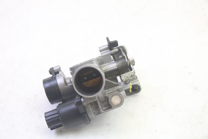 photo de INJEÇÃO YAMAHA XMAX X-MAX 125 (2006 - 2009) - Detalhe da peça