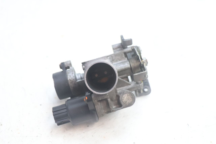 photo de INJEÇÃO YAMAHA X-MAX XMAX 125 (2010 - 2013) - Outro ângulo de visão