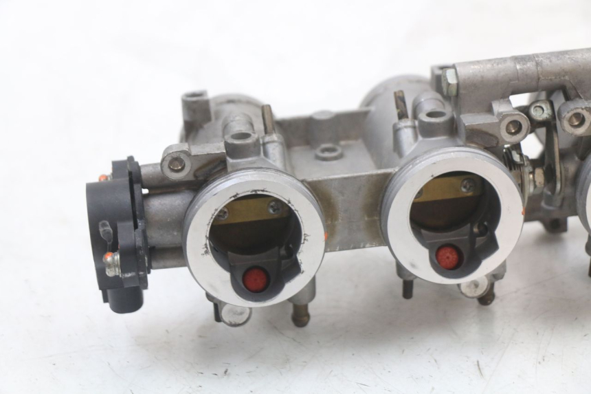 photo de INJEÇÃO YAMAHA XJ6 ABS 600 (2008 - 2016) - Detalhe da peça