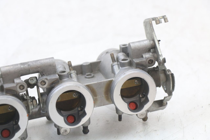 photo de INJEÇÃO YAMAHA XJ6 ABS 600 (2008 - 2016) - Zoom do estado de desgaste