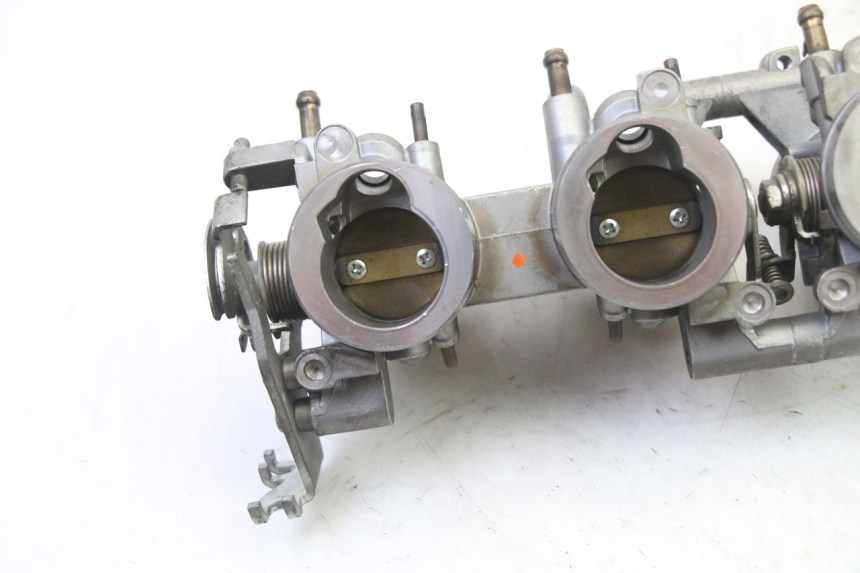 photo de INJEÇÃO YAMAHA XJ6 ABS 600 (2008 - 2016) - Detalhe da peça