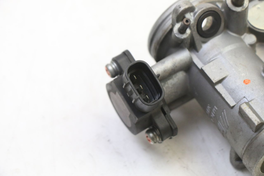 photo de INJEÇÃO YAMAHA XJ6 ABS 600 (2008 - 2016) - Ampliação técnica