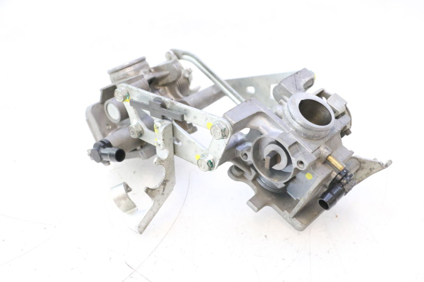 photo de INJEÇÃO HONDA XLV VARADERO 125 (2007 - 2012) - Detalhes característicos