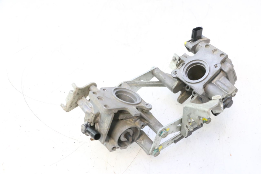 photo de INJEÇÃO HONDA XLV VARADERO 125 (2007 - 2012) - Marcações e referências