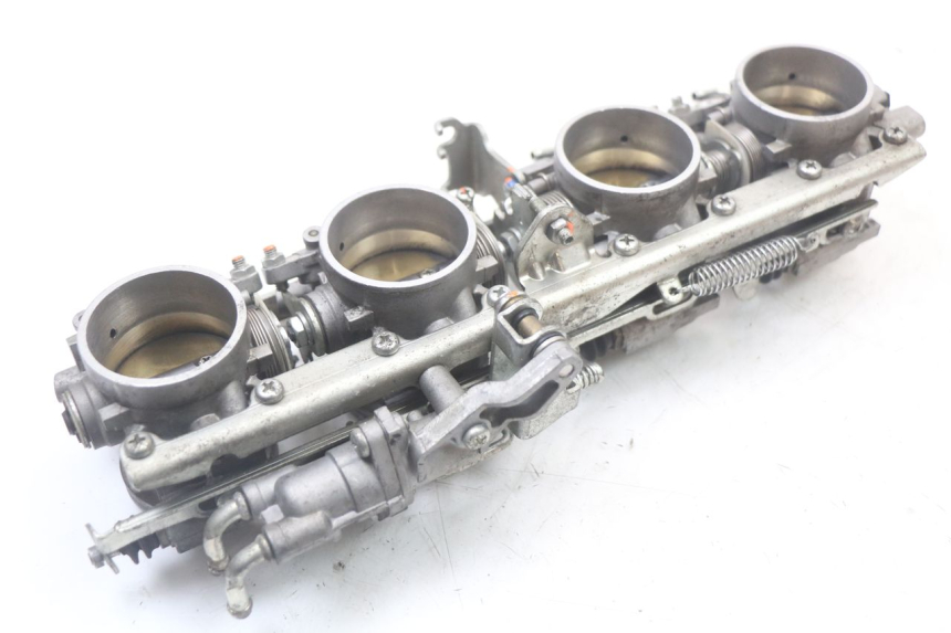 photo de INJEÇÃO YAMAHA FJR ABS 1300 (2006 - 2012) - Zoom do estado de desgaste