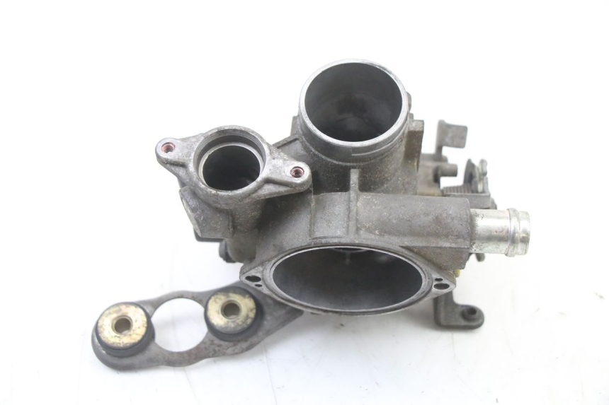 photo de INJEÇÃO YAMAHA X-MAX XMAX ABS 250 (2010 - 2014) - Pontos de fixação