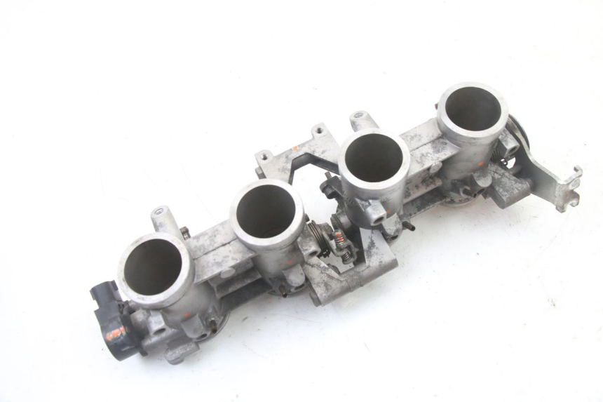 photo de INJEÇÃO YAMAHA XJ6 600 (2008 - 2016) - Pontos de fixação