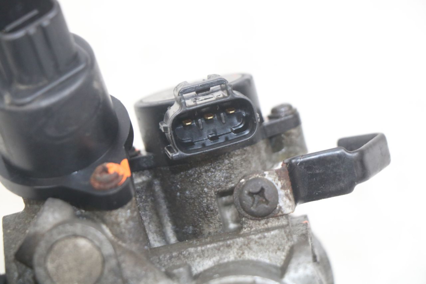 photo de INJEÇÃO YAMAHA YP MAJESTY 400 (2004 - 2008) - Marcações e referências