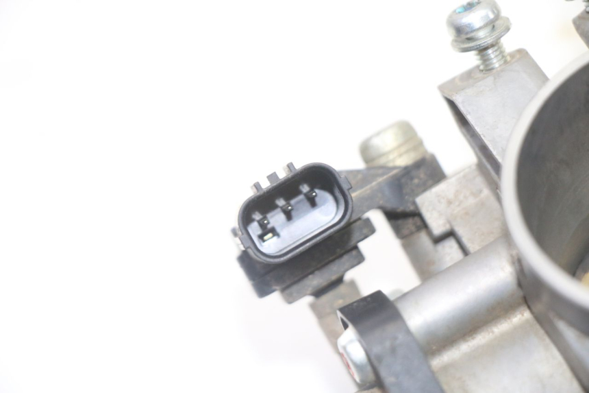 photo de INJEÇÃO YAMAHA YZ-F YZF 250 (2014 - 2018) - Detalhe da peça