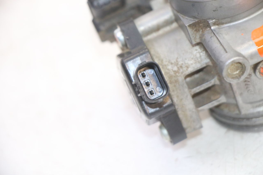 photo de INJEÇÃO YAMAHA YZ-F YZF 250 (2014 - 2018) - Zoom do estado de desgaste