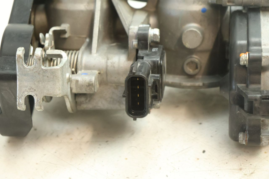 photo de INJEÇÃO YAMAHA YZF R6 600 (2008 - 2009) - Ampliação técnica