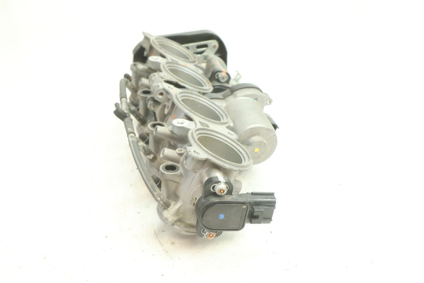 photo de INJEÇÃO YAMAHA YZF R6 600 (2008 - 2009) - Marcações e referências