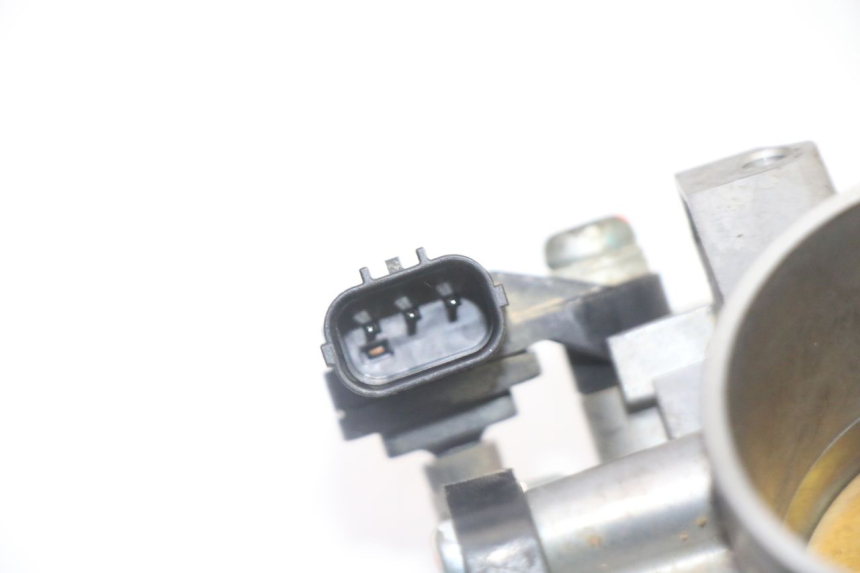 photo de INJEÇÃO YAMAHA YZF YZ-F 450 (2014 - 2016) - Detalhe da peça
