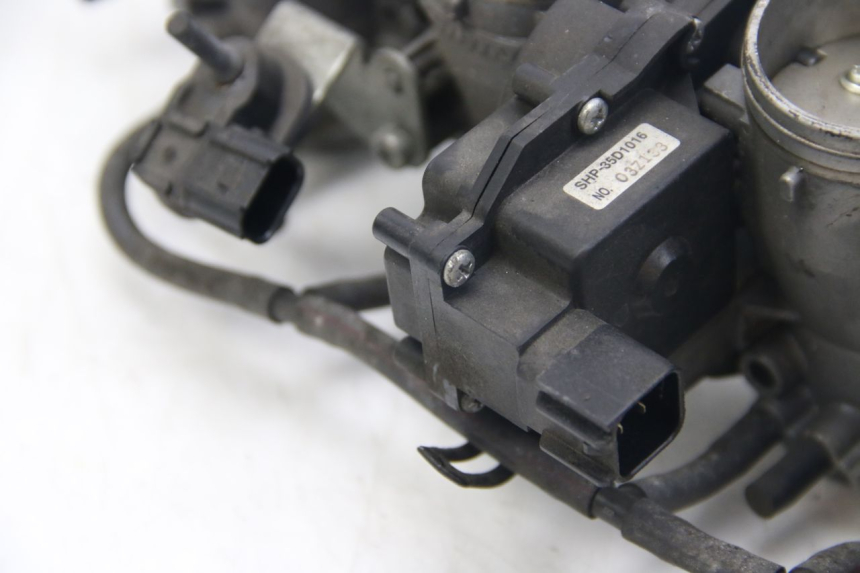 photo de INJEÇÃO KAWASAKI Z ABS 1000 (2014 - 2020) - Ampliação técnica