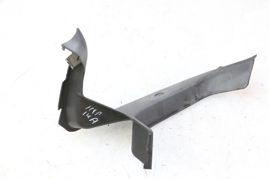 photo de INTERIOR CABEÇA GARFO DIREITO HONDA CBF 125 (2009 - 2015) - Detalhe da peça