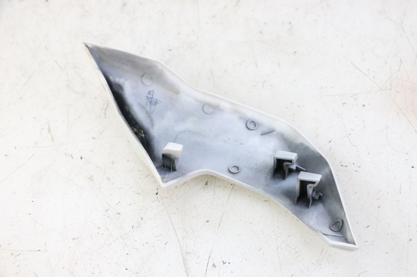photo de INTERIOR CABEÇA GARFO DIREITO BMW G310 R 310 (2016 - 2020) - Zoom do estado de desgaste