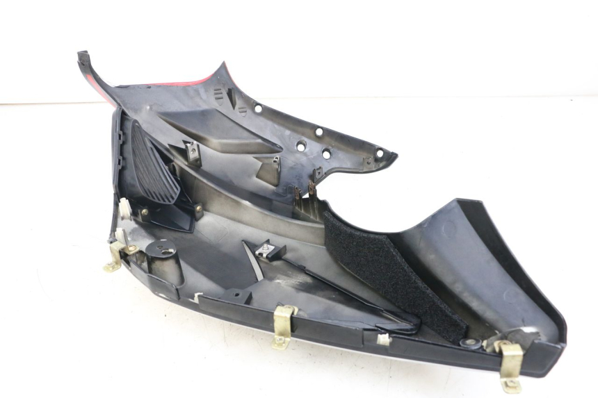 photo de INTERIOR CABEÇA GARFO DIREITO HYOSUNG GTR 125 (2006 - 2008) - Estado da superfície
