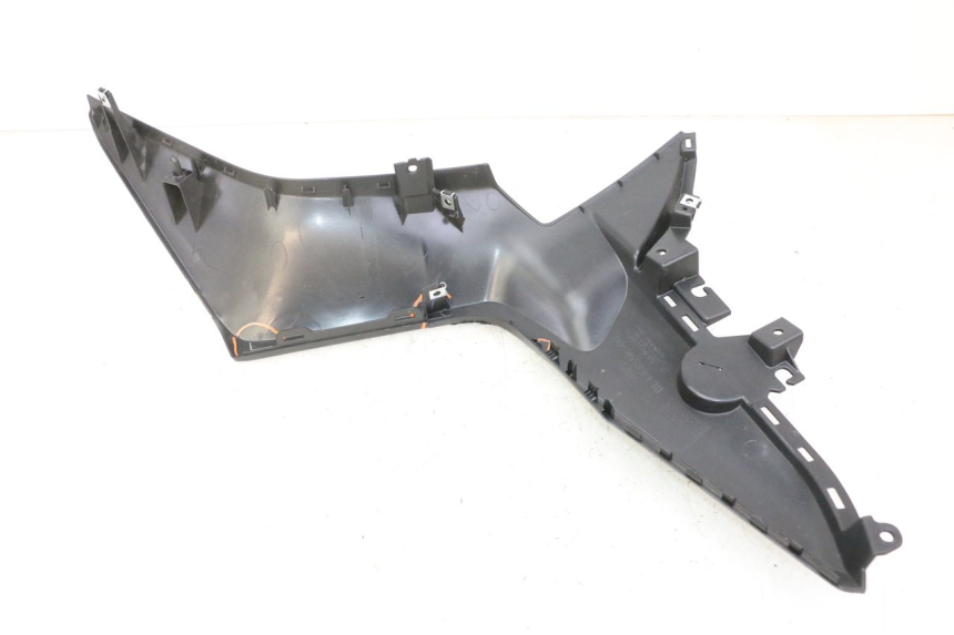 photo de INTERIOR CABEÇA GARFO DIREITO YAMAHA XMAX X-MAX 125 (2021 - 2025) - Estado da superfície