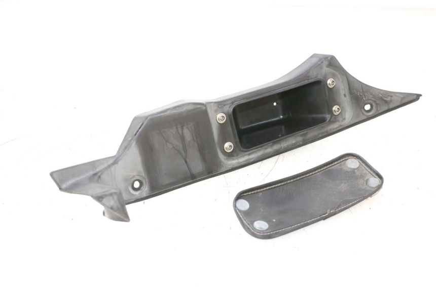 photo de INTERIOR DA CABEÇA DO GARFO ESQUERDO KAWASAKI GPX F ZX750F 750 (1986 - 1990) - Vista principal