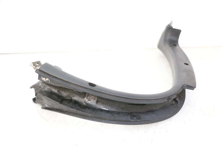 photo de INTERIOR DA CABEÇA DE GARFO BMW C1 125 (2000 - 2003) - Detalhes característicos