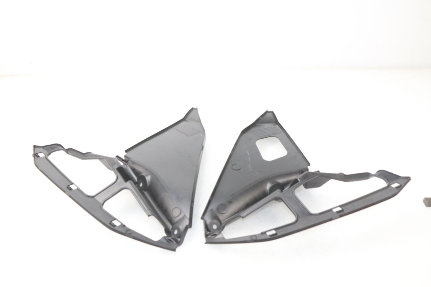 photo de INTERIOR DA CABEÇA DE GARFO SUZUKI GSX-R GSXR K16 1000 (2012 - 2016) - Zoom do estado de desgaste