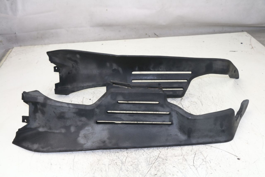 photo de INTERIOR DA CABEÇA DE GARFO BMW K 75 RT ABS 750 (1989 - 1997) - Vista principal
