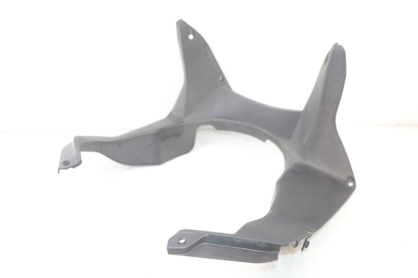photo de INTERIOR DA CABEÇA DE GARFO SUZUKI GS F 500 (2004 - 2007) - Outro ângulo de visão