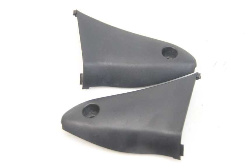 photo de INTERIOR DA CABEÇA DE GARFO SUZUKI SV S 650 (1999 - 2002) - Detalhe da peça