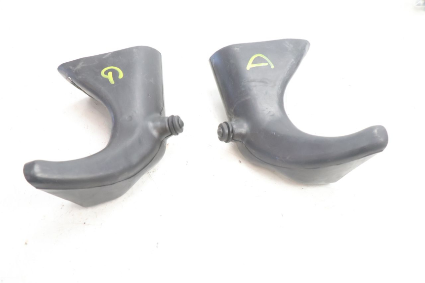 photo de INTERIOR DA CABEÇA DA GARFO YAMAHA XJR 1300 (1998 - 2002) - Vista geral