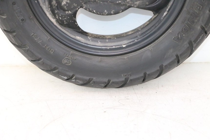 photo de RODA TRASEIRA E PNEU KYMCO AGILITY 4T 10" 50 (2005 - 2018) - Ampliação dos componentes