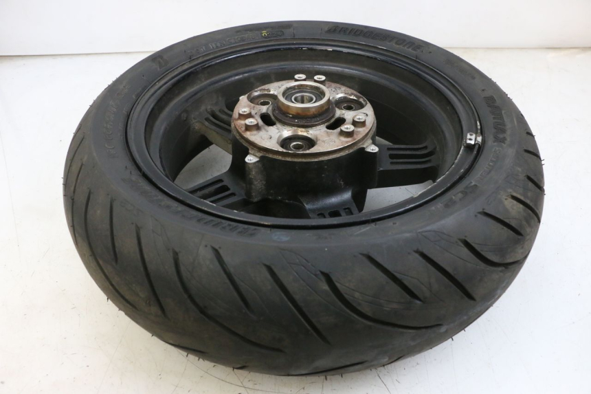 photo de ARO TRASEIRO E PNEU SUZUKI BURGMAN 650 (2013 - 2020) - Peça verificada