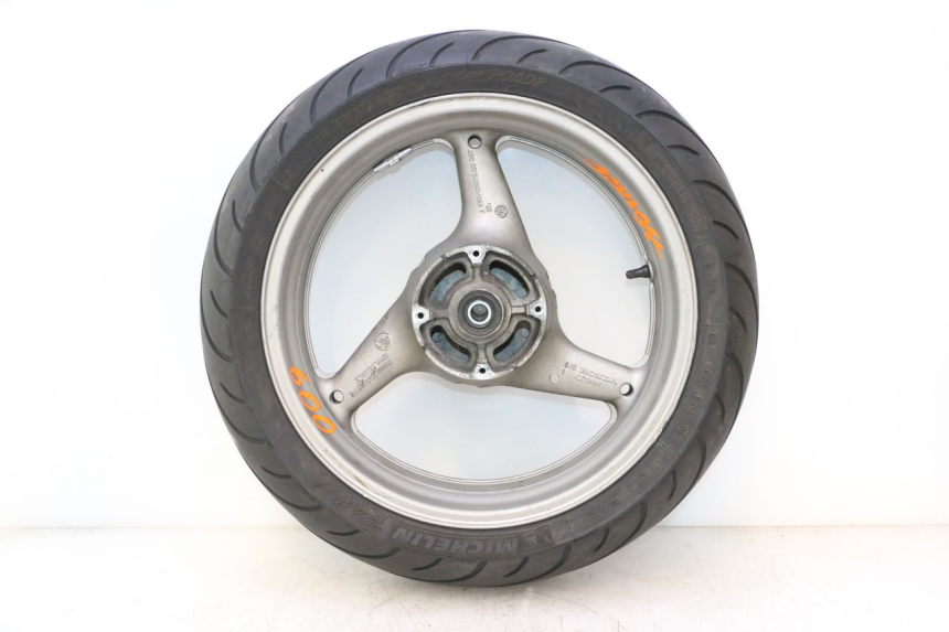 photo de ARO TRASEIRO E PNEU HONDA CB F HORNET 600 (2005 - 2006) - Vista principal