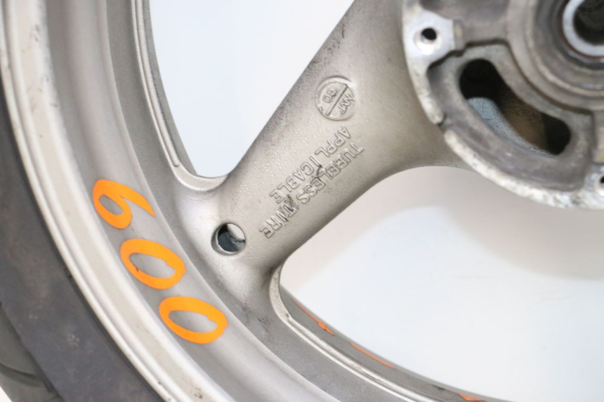 photo de ARO TRASEIRO E PNEU HONDA CB F HORNET 600 (2005 - 2006) - Ângulo alternativo