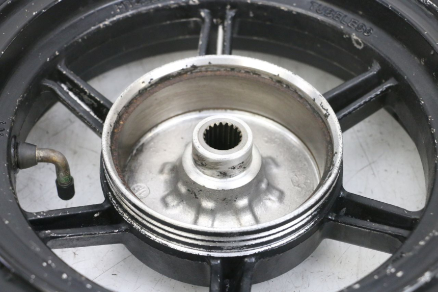 photo de ARO TRASEIRO E PNEU LONGJIA DIGITA 4T 50 (2019 - 2022) - Pontos de fixação