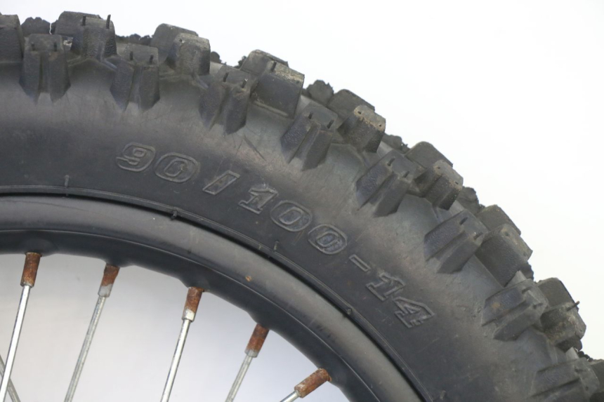 photo de ARO TRASEIRO E PNEU ORION DIRT BIKE 125 - Detalhes característicos