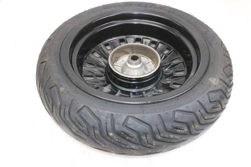 photo de ARO TRASEIRO E PNEU PEUGEOT DJANGO 4T 50 (2014 - 2019) - Ampliação técnica
