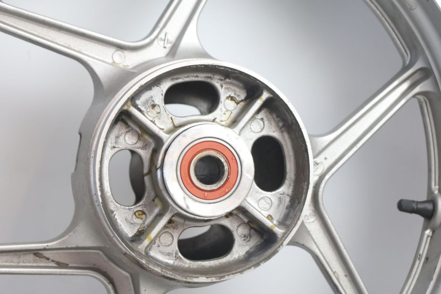 photo de ARO TRASEIRO E PNEU KAWASAKI ER-6 ER6 N 650 (2005 - 2009) - Peça verificada