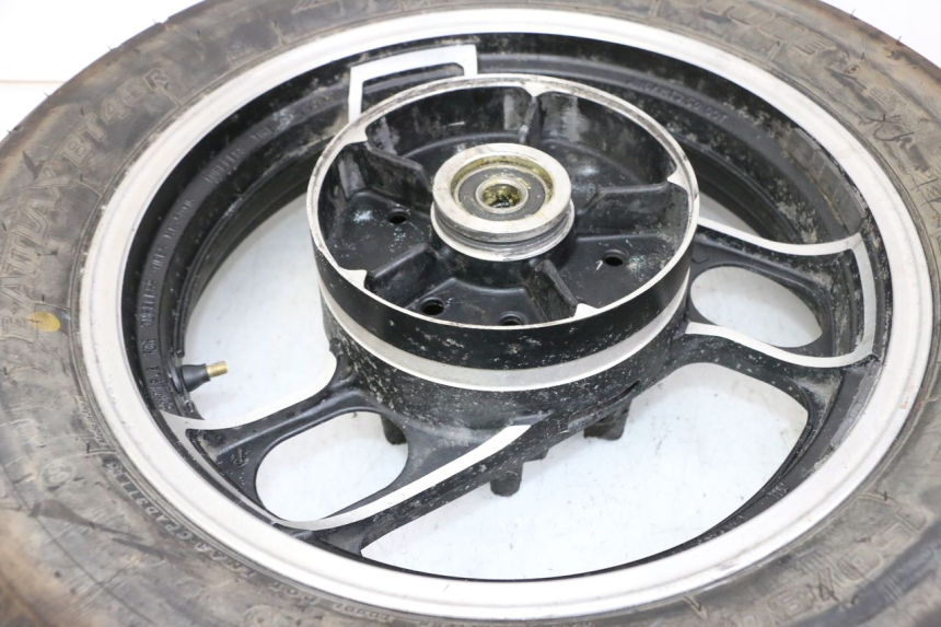 photo de ARO TRASEIRO E PNEU YAMAHA FJ 36Y 1100 (1984 - 1985) - Pontos de fixação