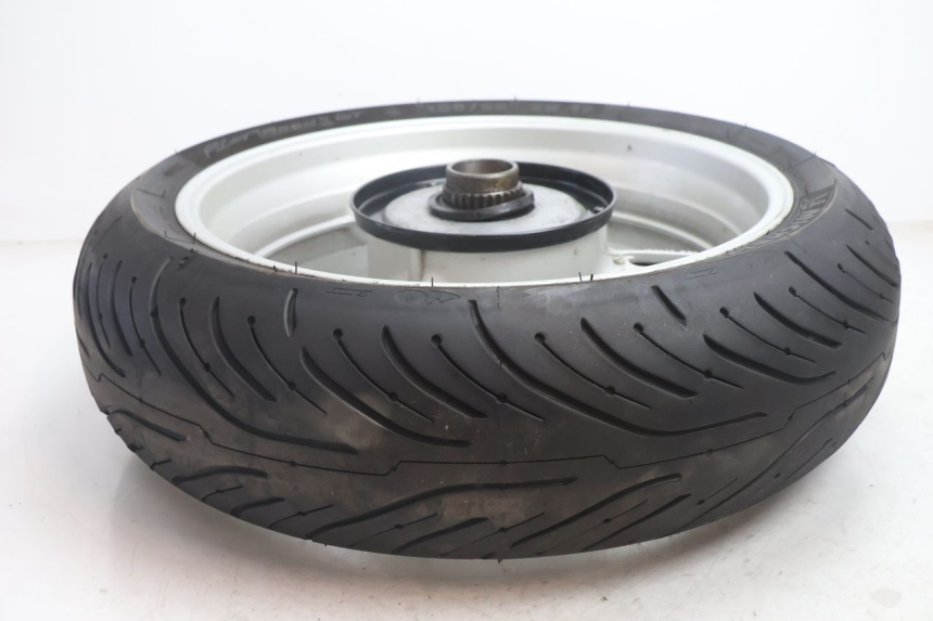 photo de ARO TRASEIRO E PNEU YAMAHA FJR 1300 (2001 - 2005) - Ampliação técnica