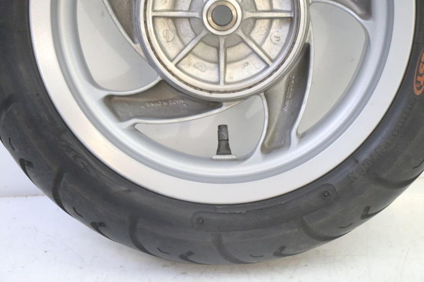 photo de ARO TRASEIRO E PNEU PIAGGIO FLY 2T 50 (2004 - 2017) - Marcações e referências